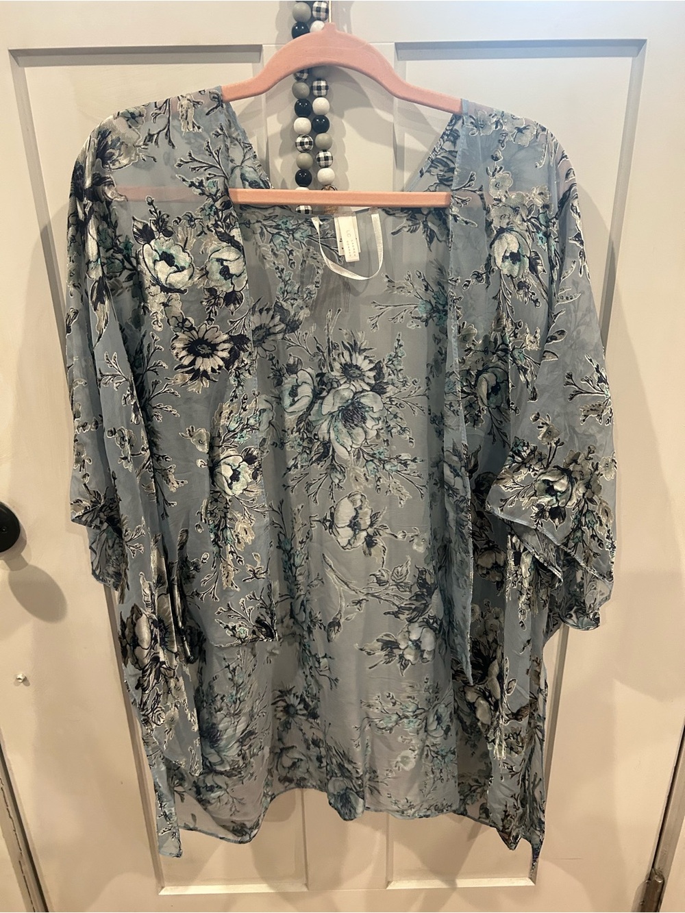 LC Lauren Conrad kimono